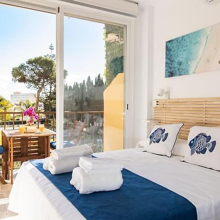 Enjoy La Carihuela Beach At 4 Min.Terrace & Pool. 토레몰리노스 외부 사진